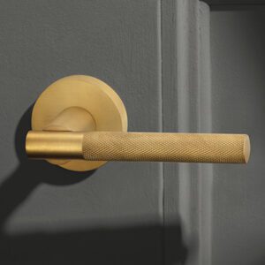 reguitti-zaira-handle